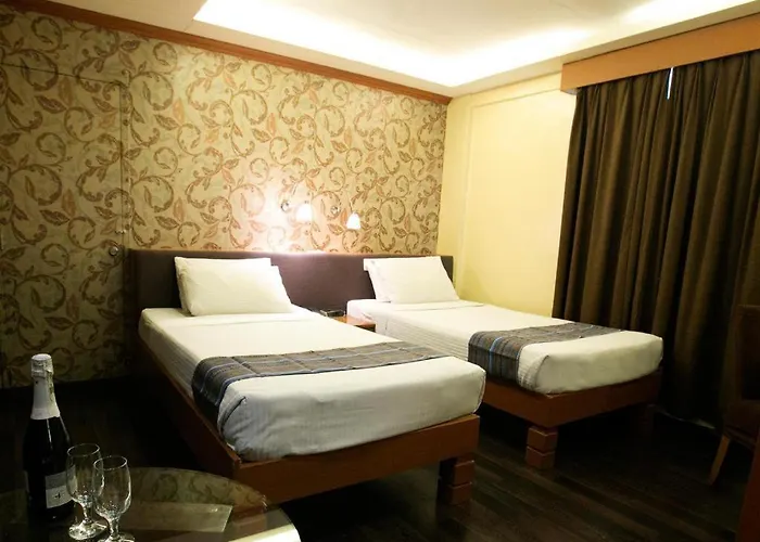 La Hotel Manila